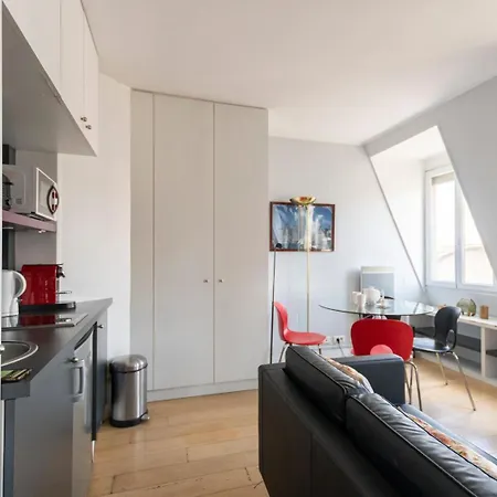 شقة Guestready -cozy With Eiffel Tower View *