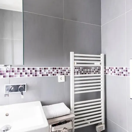 Guestready -cozy With Eiffel Tower View פריז