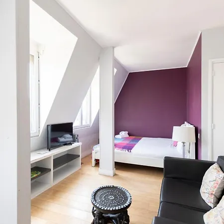 Guestready -cozy With Eiffel Tower View פריז